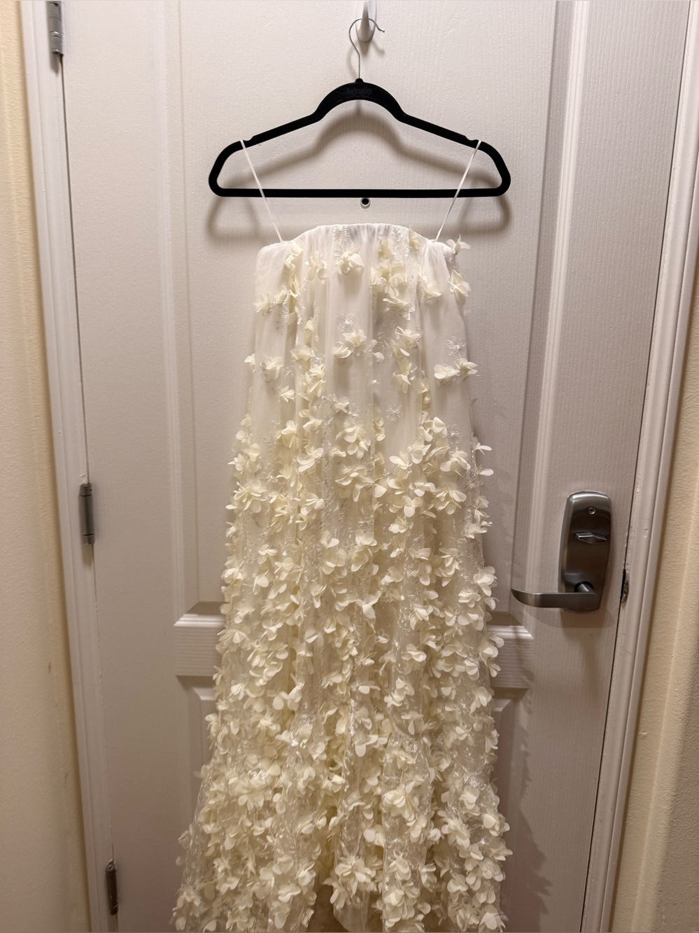 Helsi Athena Strapless High-Low Applique Gown size XS Preloved - Picture 4 of 6